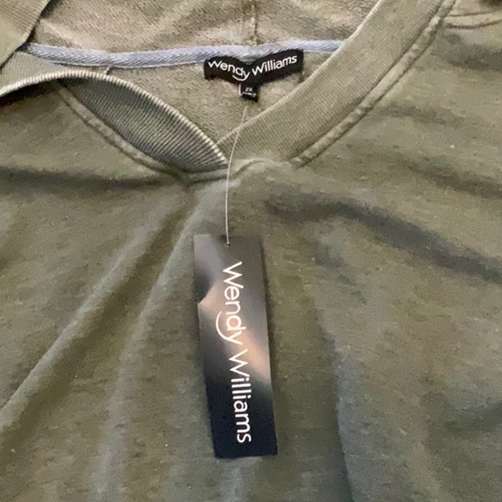 Cape hoodie top, sage green
